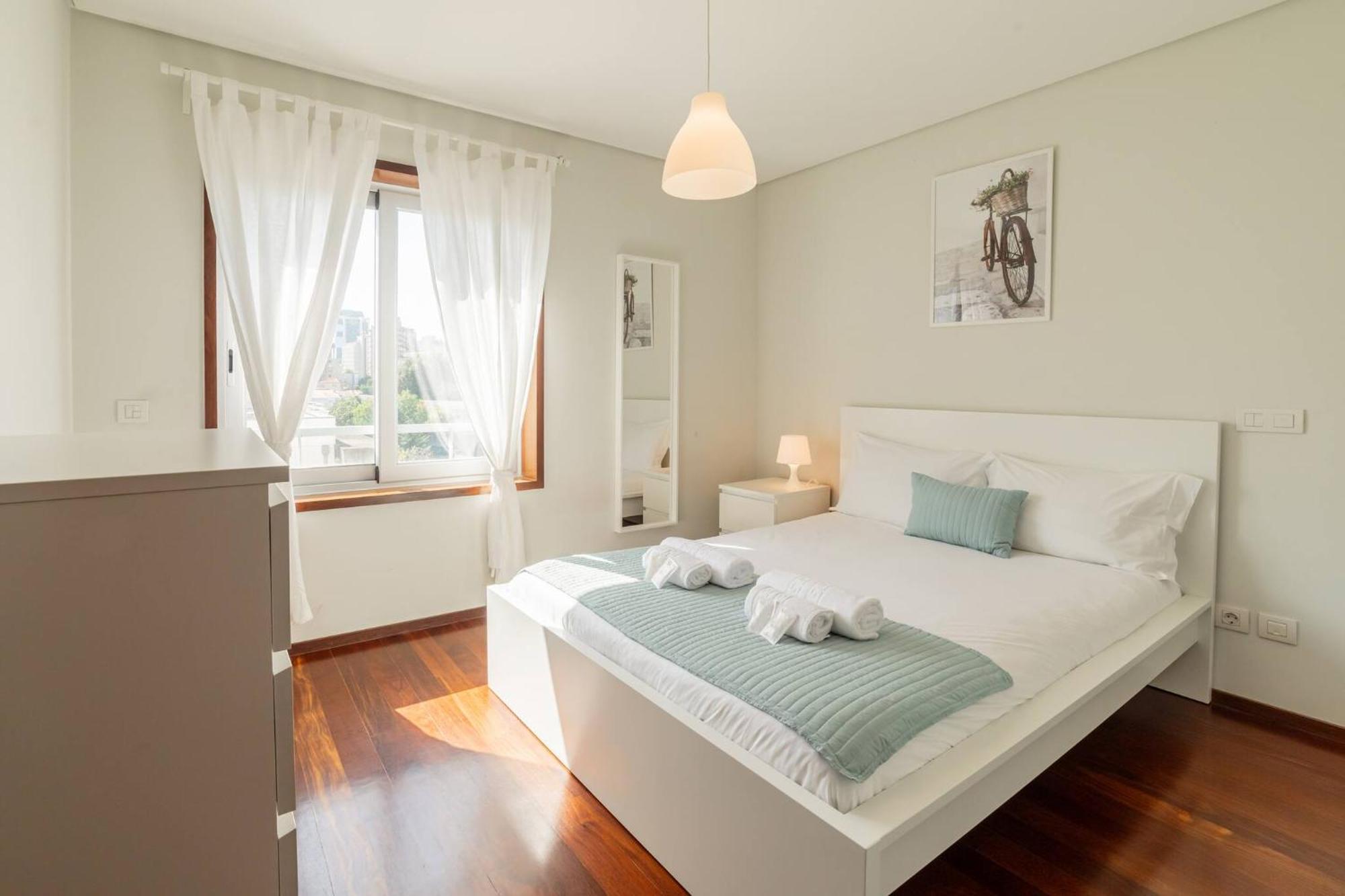 Modern Cedofeita By Hosty Διαμέρισμα Πόρτο Εξωτερικό φωτογραφία